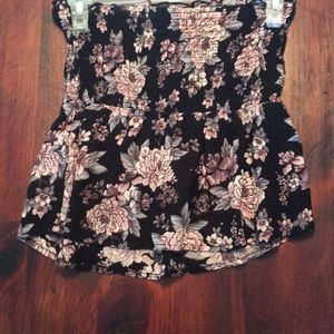 American eagle floral strapless cropped shirt